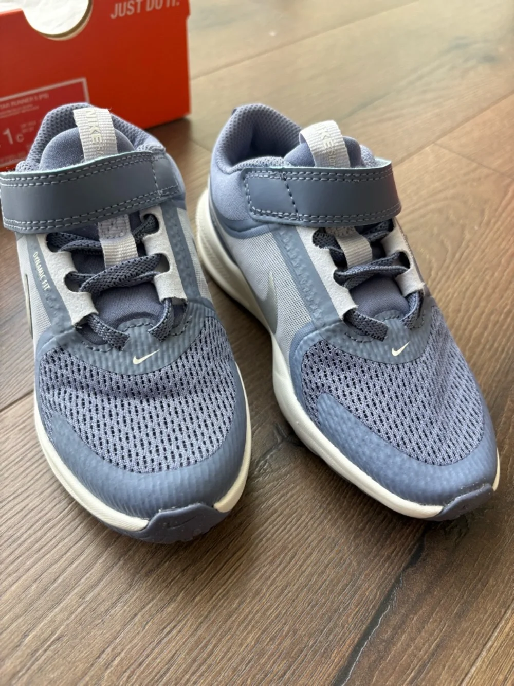 Nike Kids' Star Runner 5 Sneakers